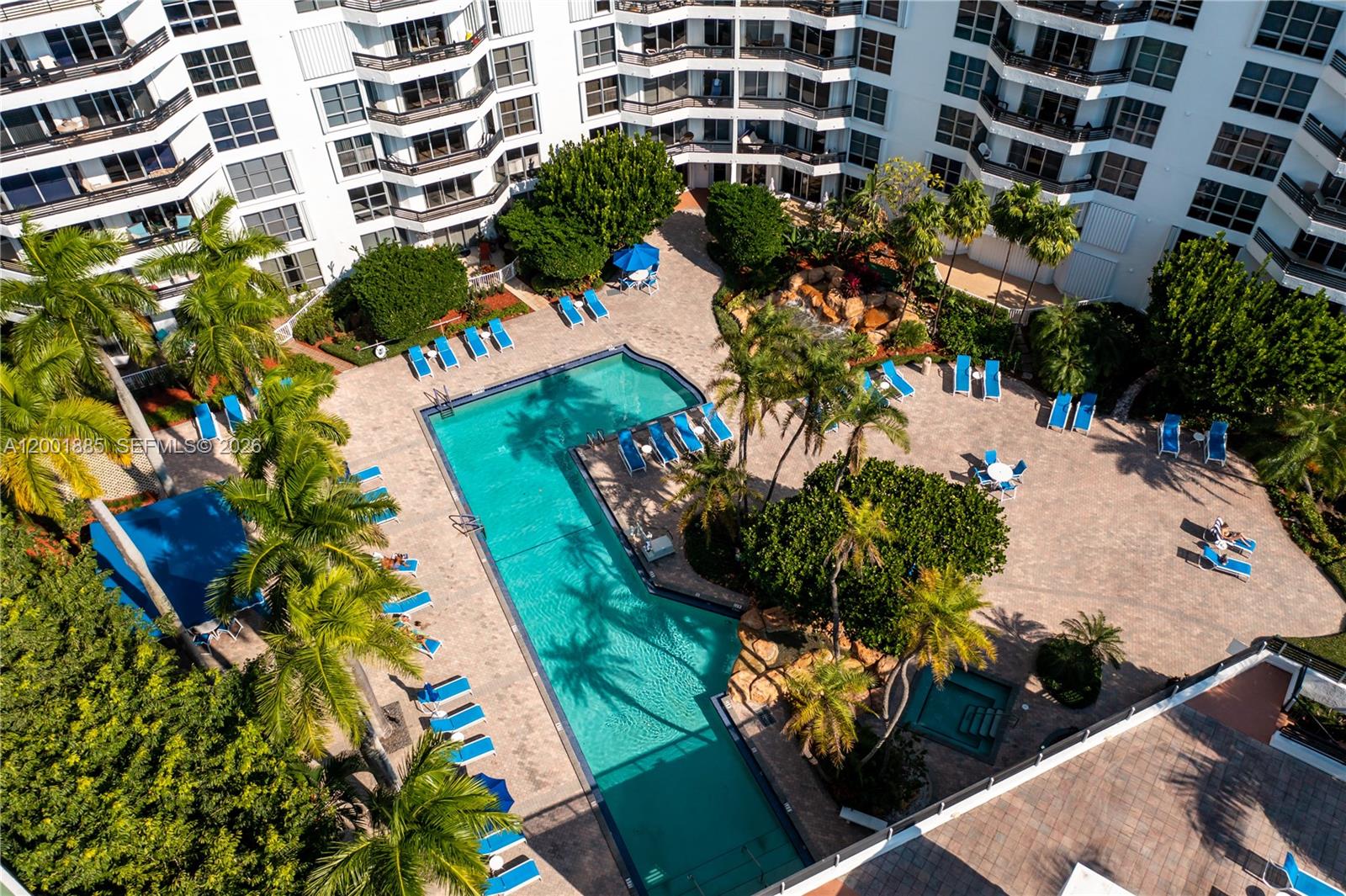 3600 Mystic Pointe Dr #114, Aventura FL 33180