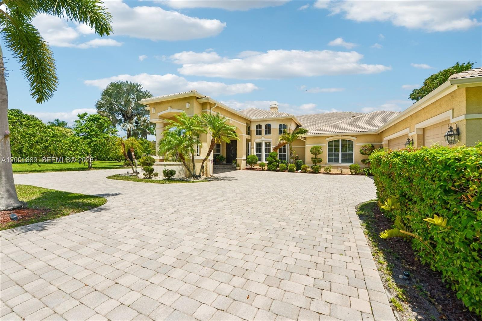 13457 Majestic Way, Cooper City FL 33330