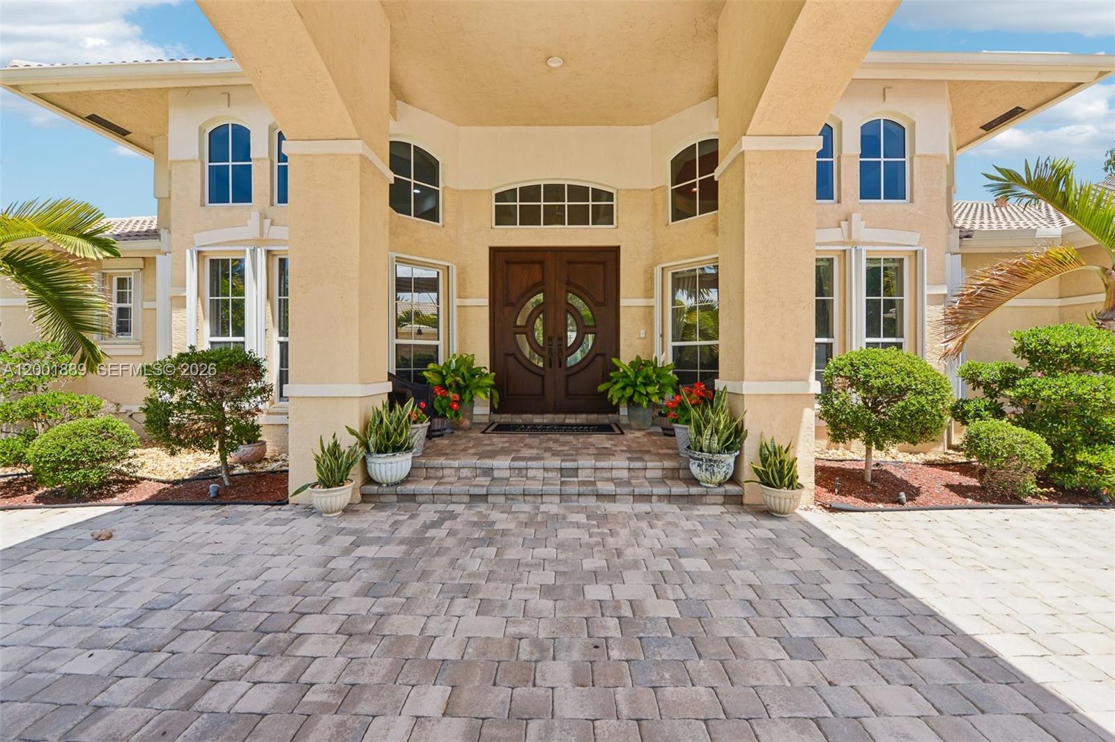 13457 Majestic Way, Cooper City FL 33330