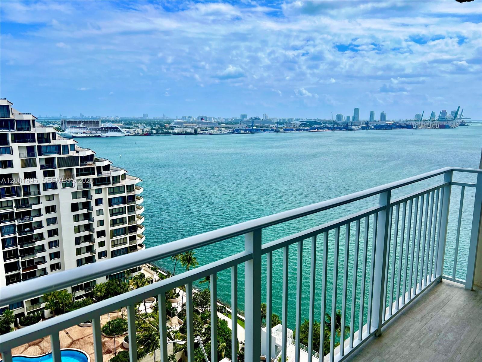 770 Claughton Island Dr #2105, Miami FL 33131