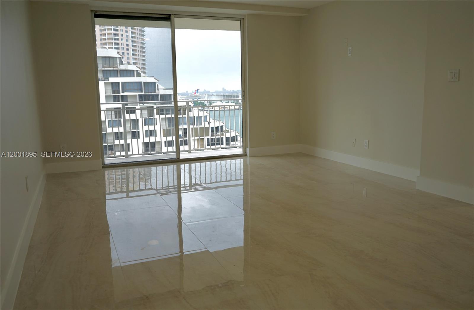 770 Claughton Island Dr #2105, Miami FL 33131