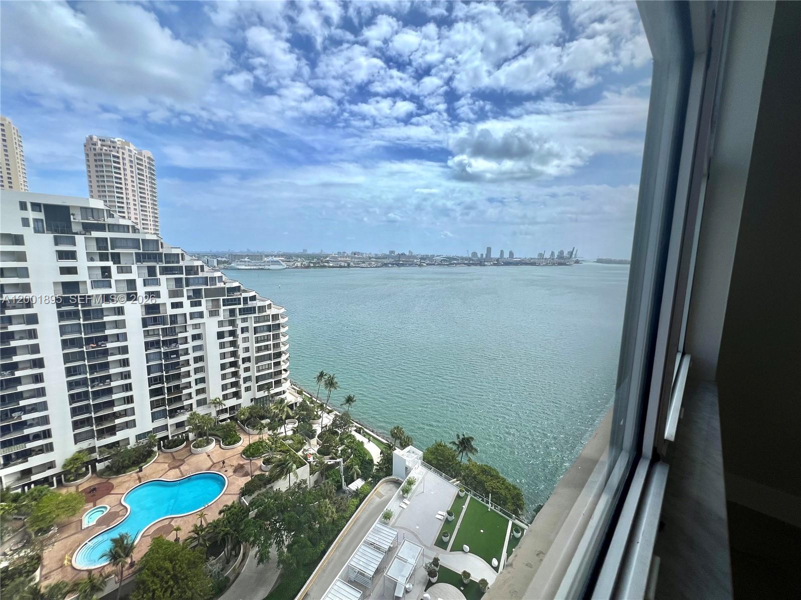 770 Claughton Island Dr #2105, Miami FL 33131