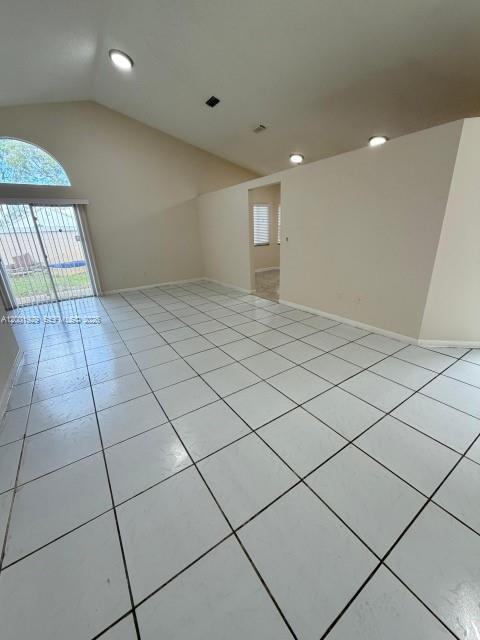 1034 W Jasmine Ln, North Lauderdale FL 33068