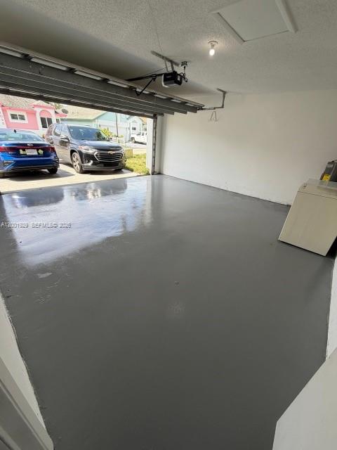 1034 W Jasmine Ln, North Lauderdale FL 33068