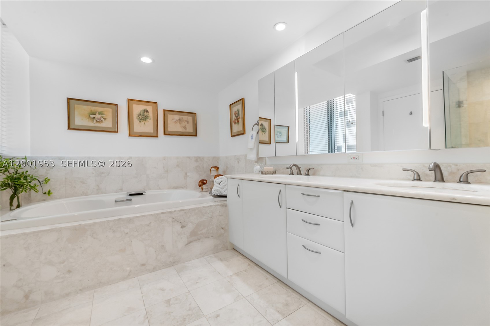 1331 Brickell Bay Dr #408, Miami FL 33131