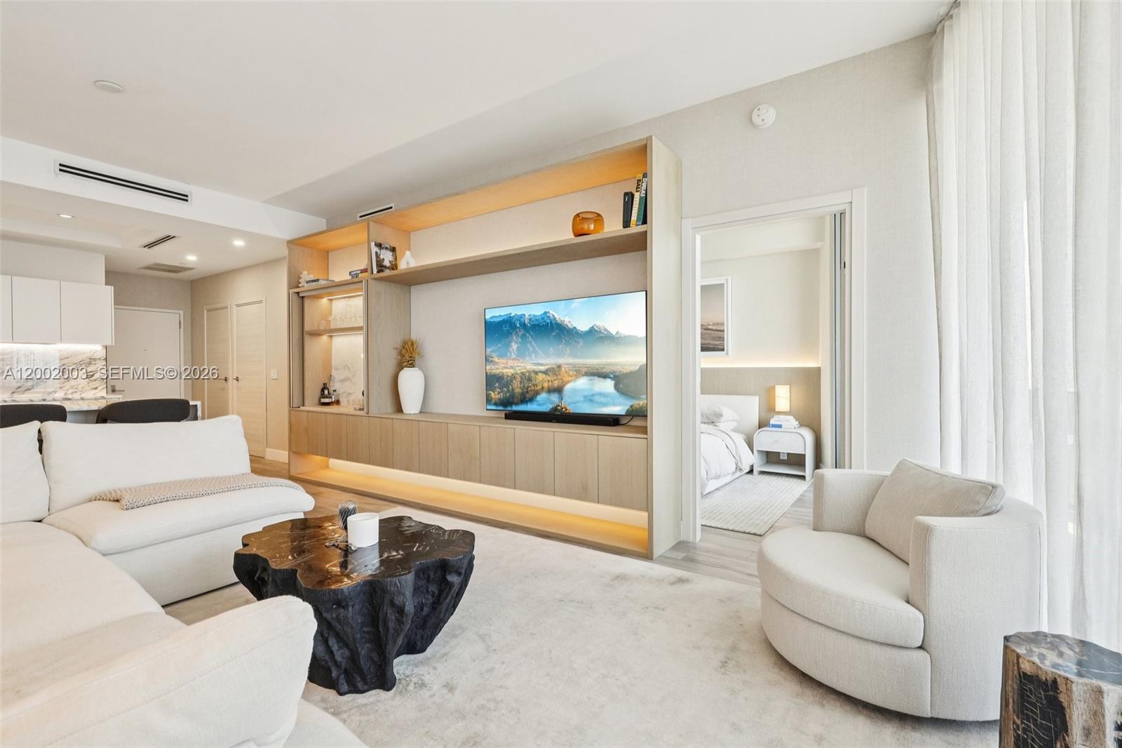 801 S Miami Ave #4902, Miami FL 33130
