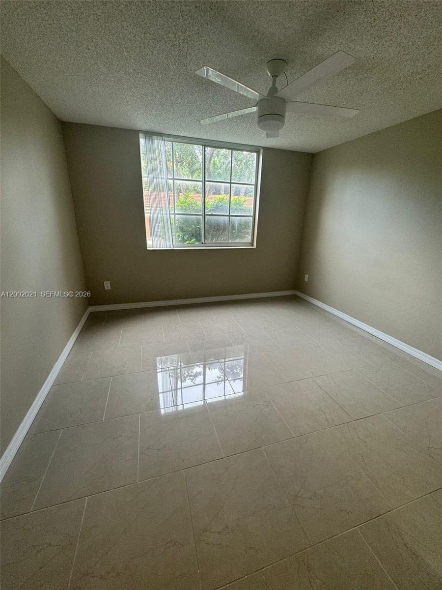111 Yacht Club Way #107, Hypoluxo FL 33462