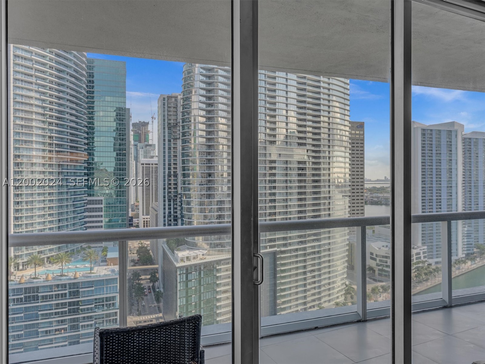 475 Brickell Ave #2715, Miami FL 33131