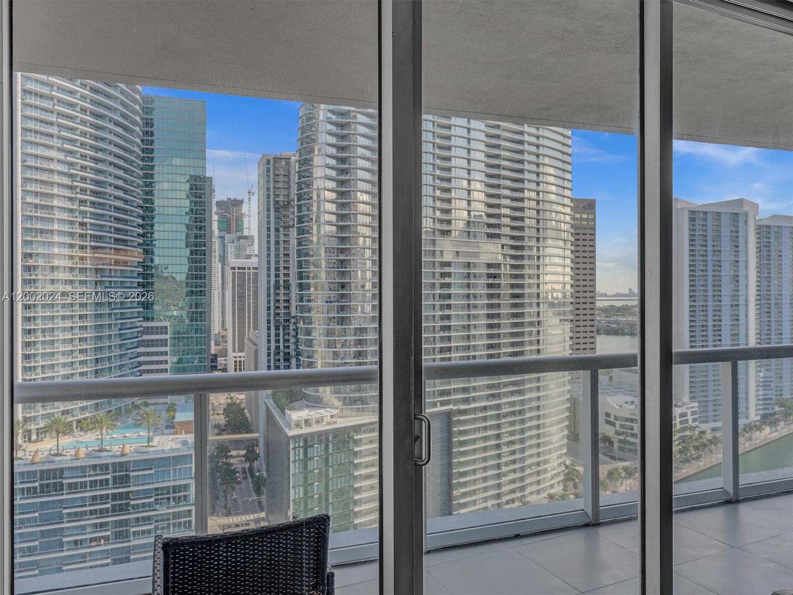 475 Brickell Ave #2715, Miami FL 33131