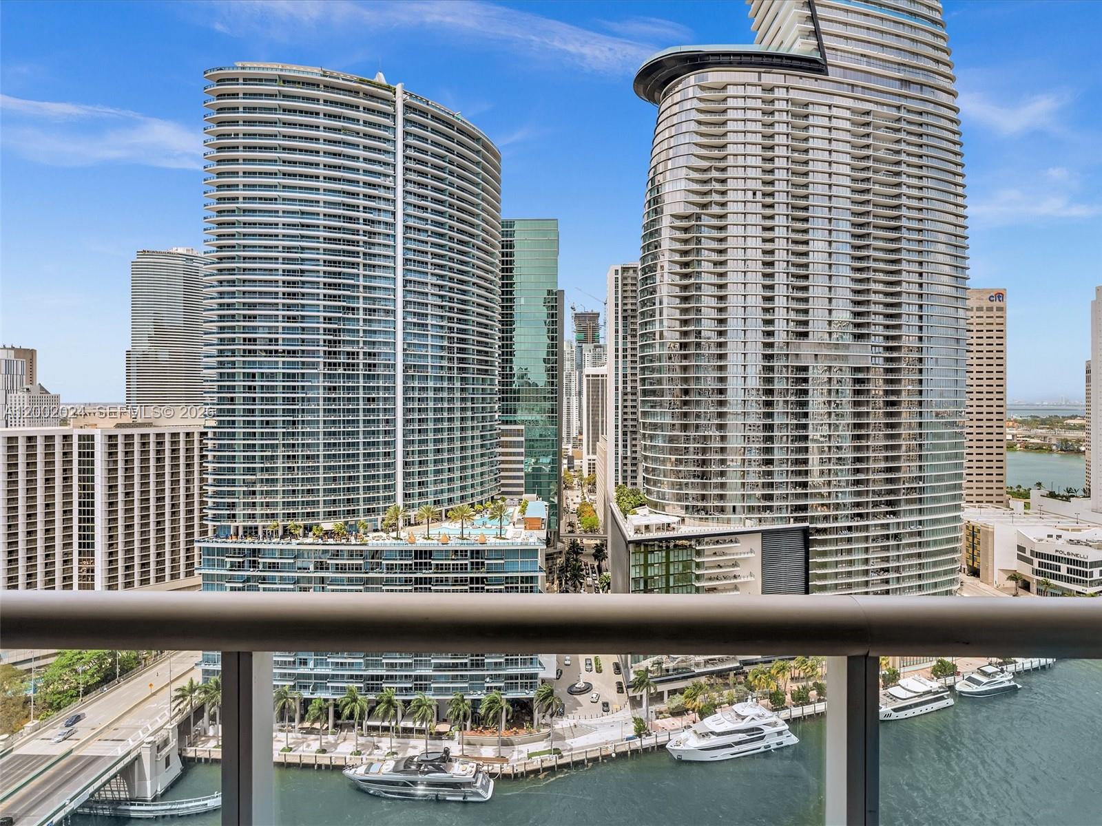475 Brickell Ave #2715, Miami FL 33131