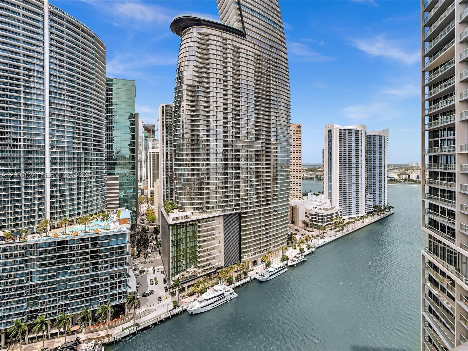 475 Brickell Ave #2715, Miami FL 33131