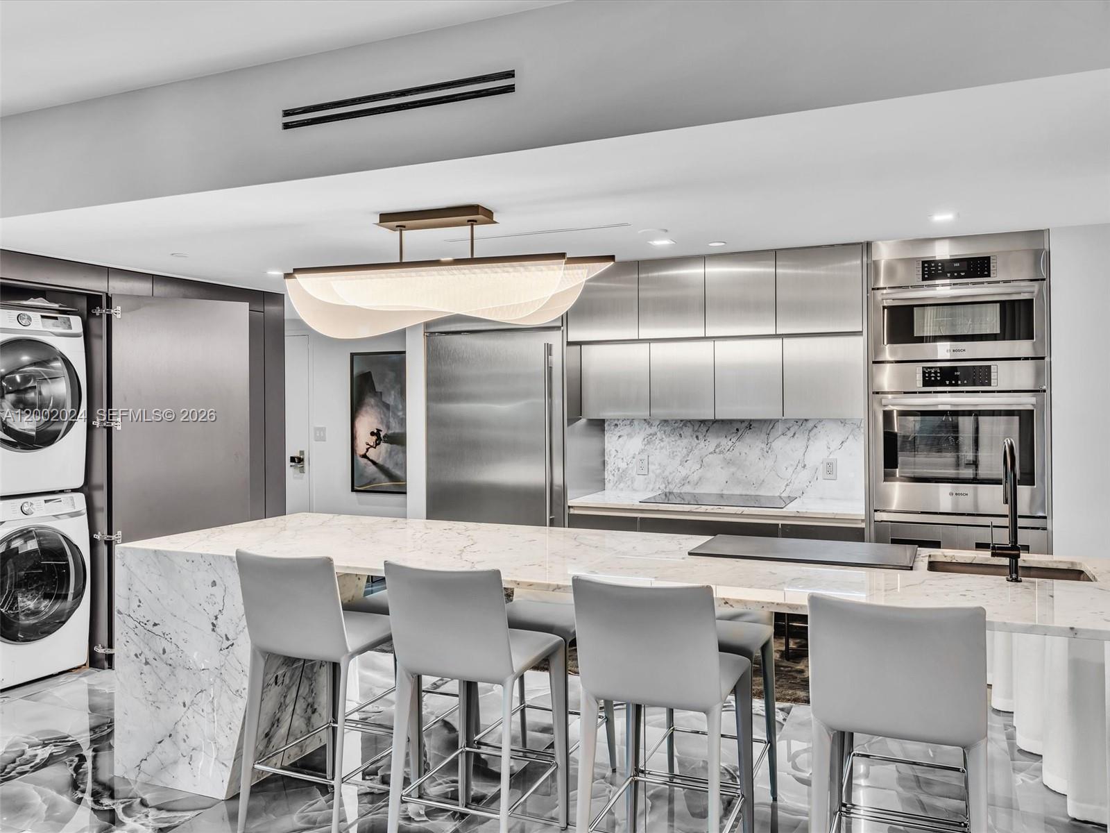 475 Brickell Ave #2715, Miami FL 33131