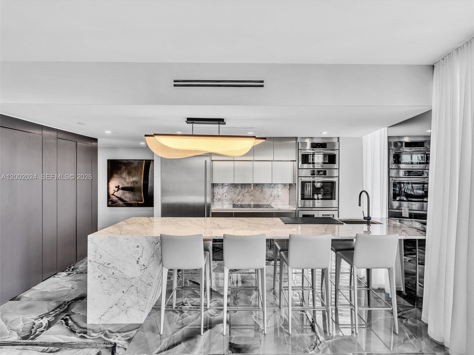 475 Brickell Ave #2715, Miami FL 33131