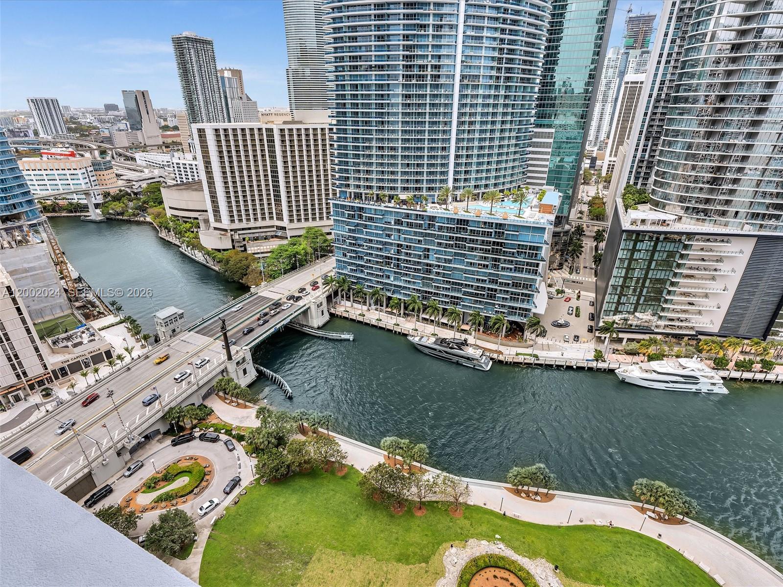 475 Brickell Ave #2715, Miami FL 33131