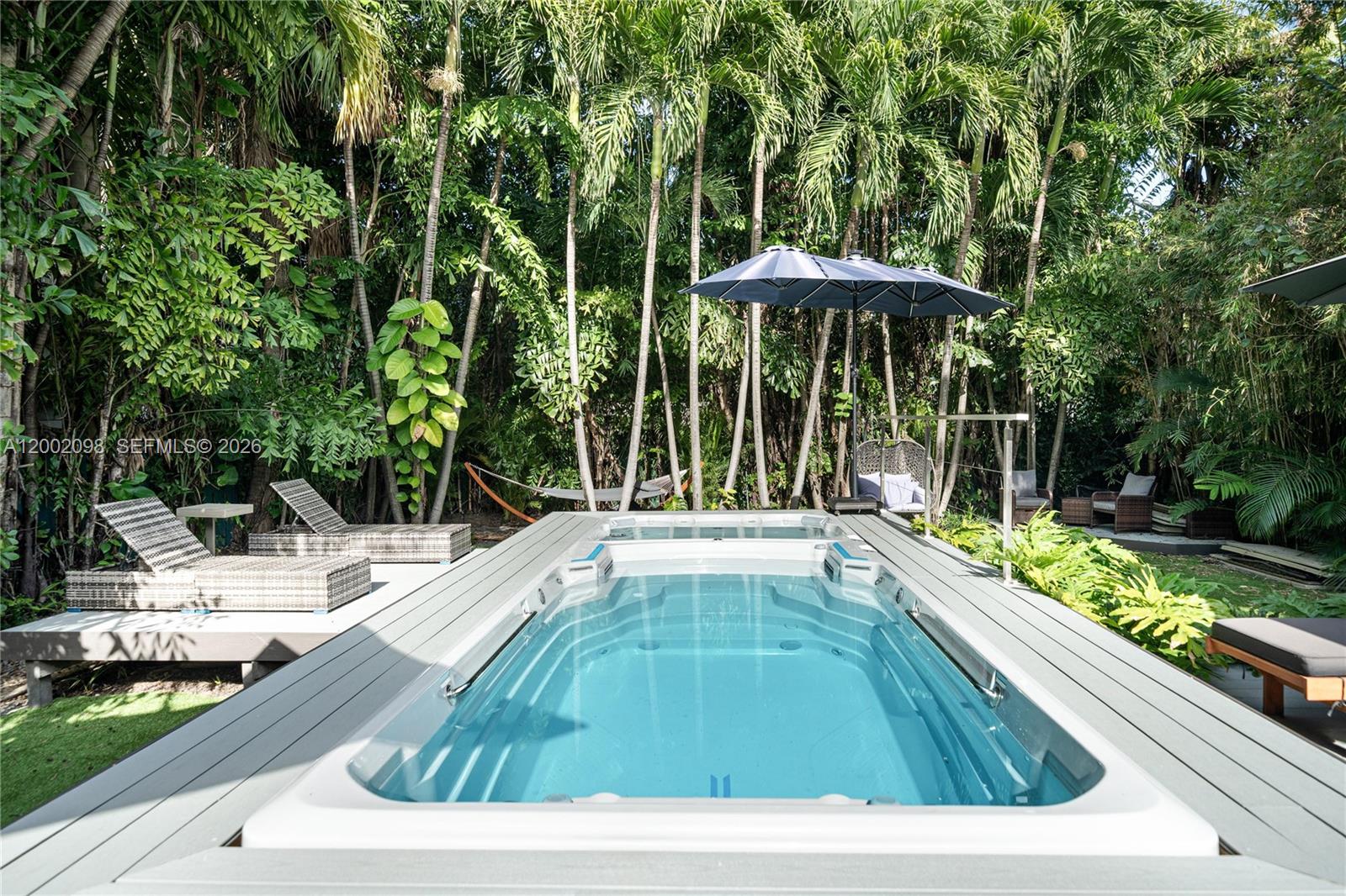 1735 Michigan Ave, Miami Beach FL 33139