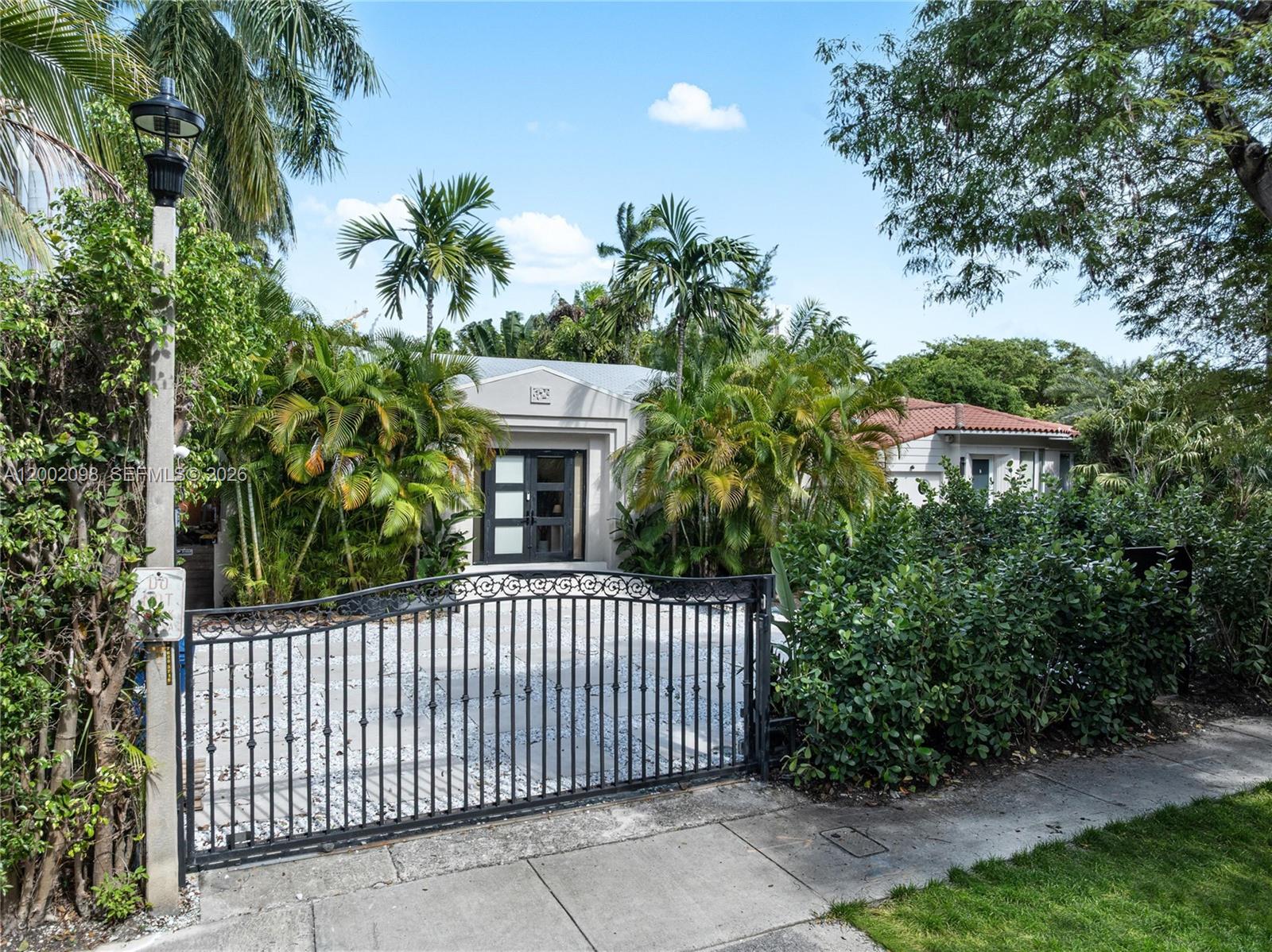 1735 Michigan Ave, Miami Beach FL 33139