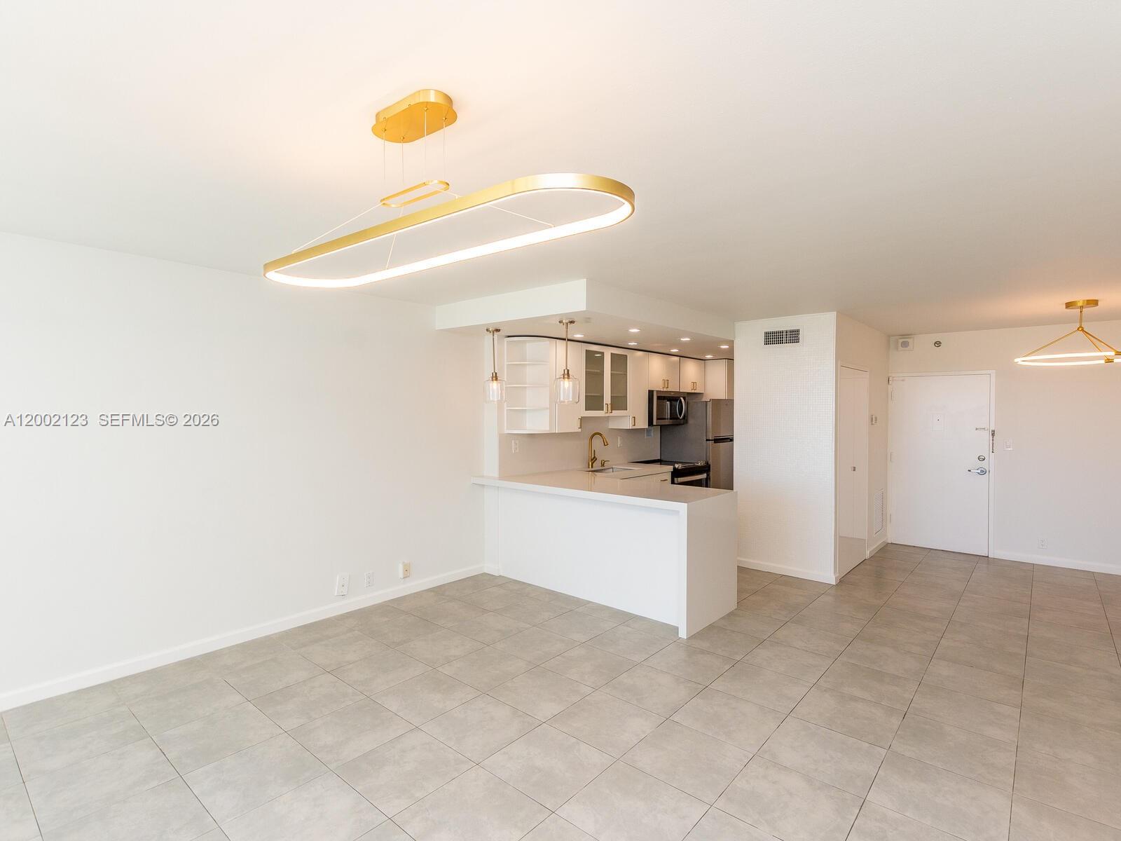 1000 E West Ave #1432, Miami Beach FL 33139