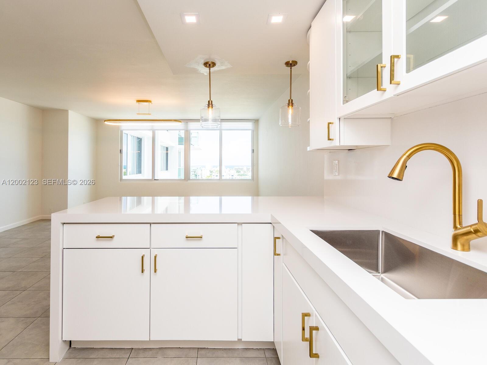 1000 E West Ave #1432, Miami Beach FL 33139