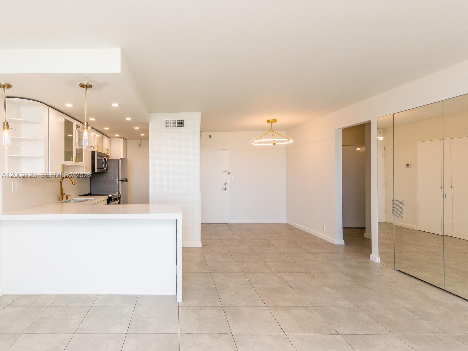 1000 E West Ave #1432, Miami Beach FL 33139