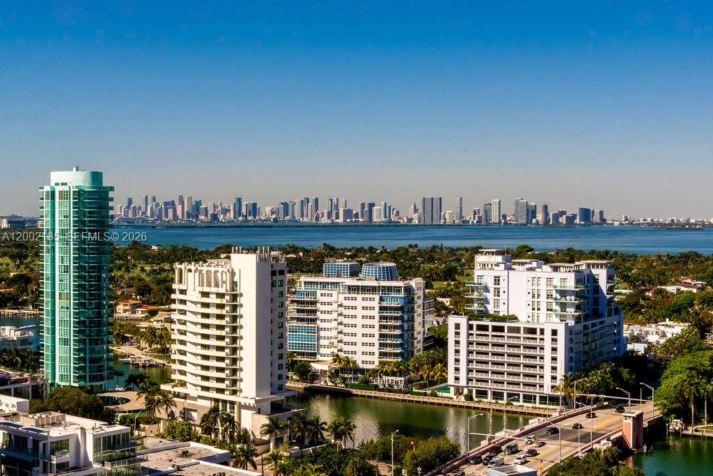 Miami Beach FL 33141 - A12002135