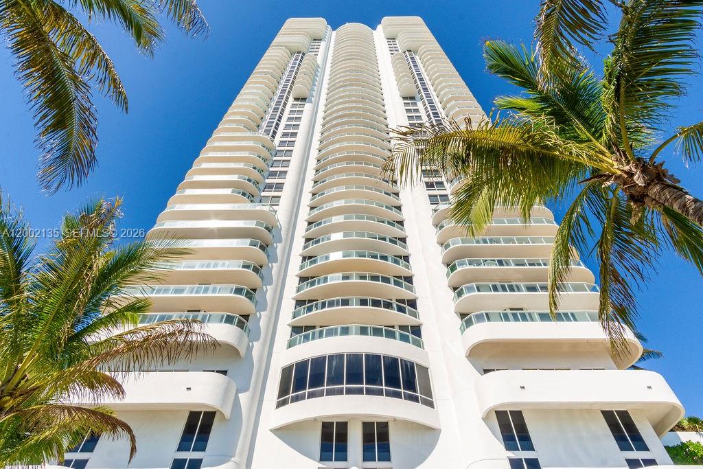 Miami Beach FL 33141 - A12002135