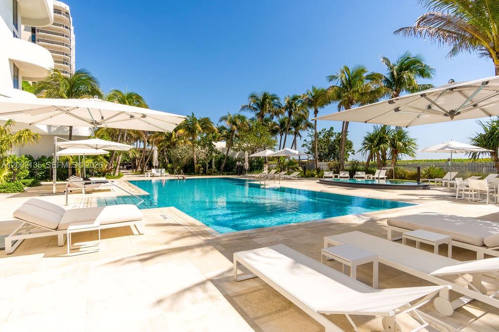 Miami Beach FL 33141 - A12002135