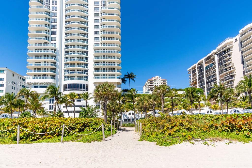 Miami Beach FL 33141 - A12002135