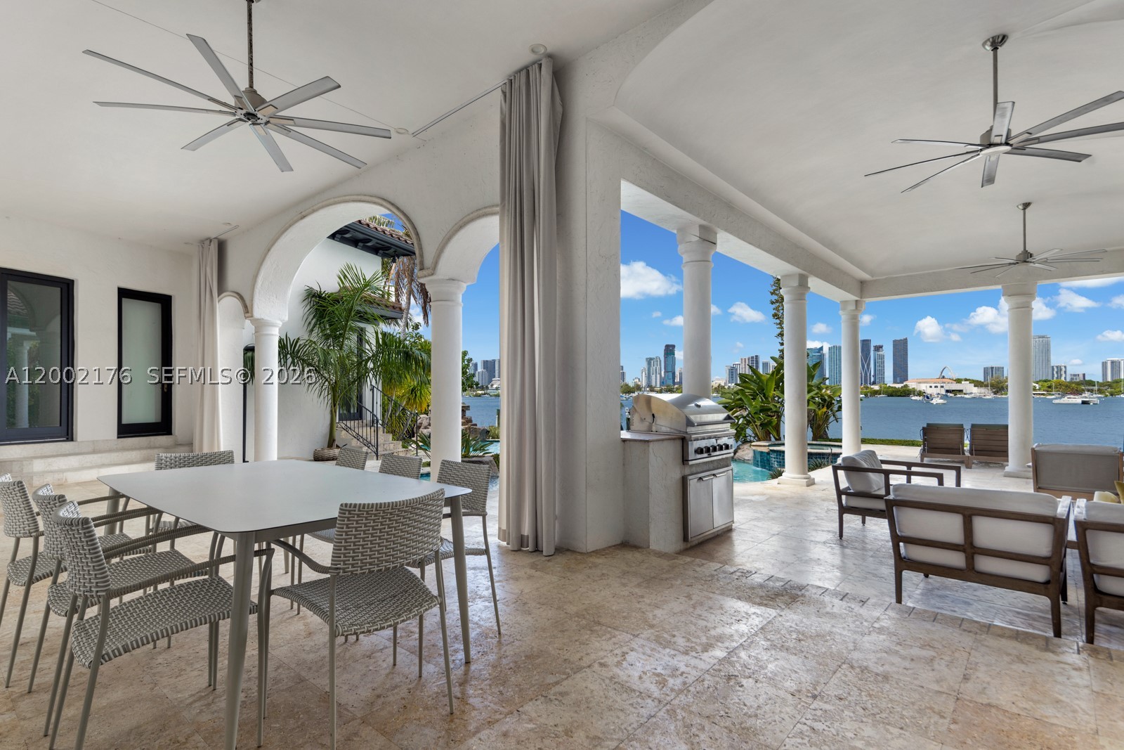 432 S Hibiscus Dr, Miami Beach FL 33139