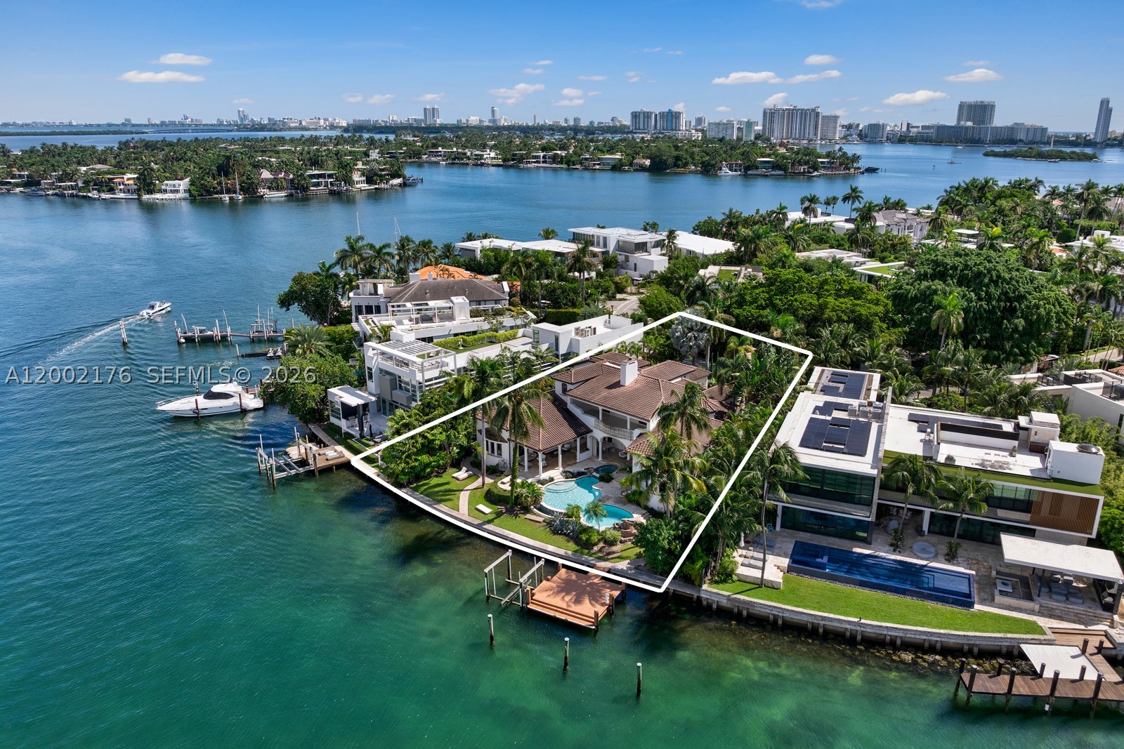 432 S Hibiscus Dr, Miami Beach FL 33139