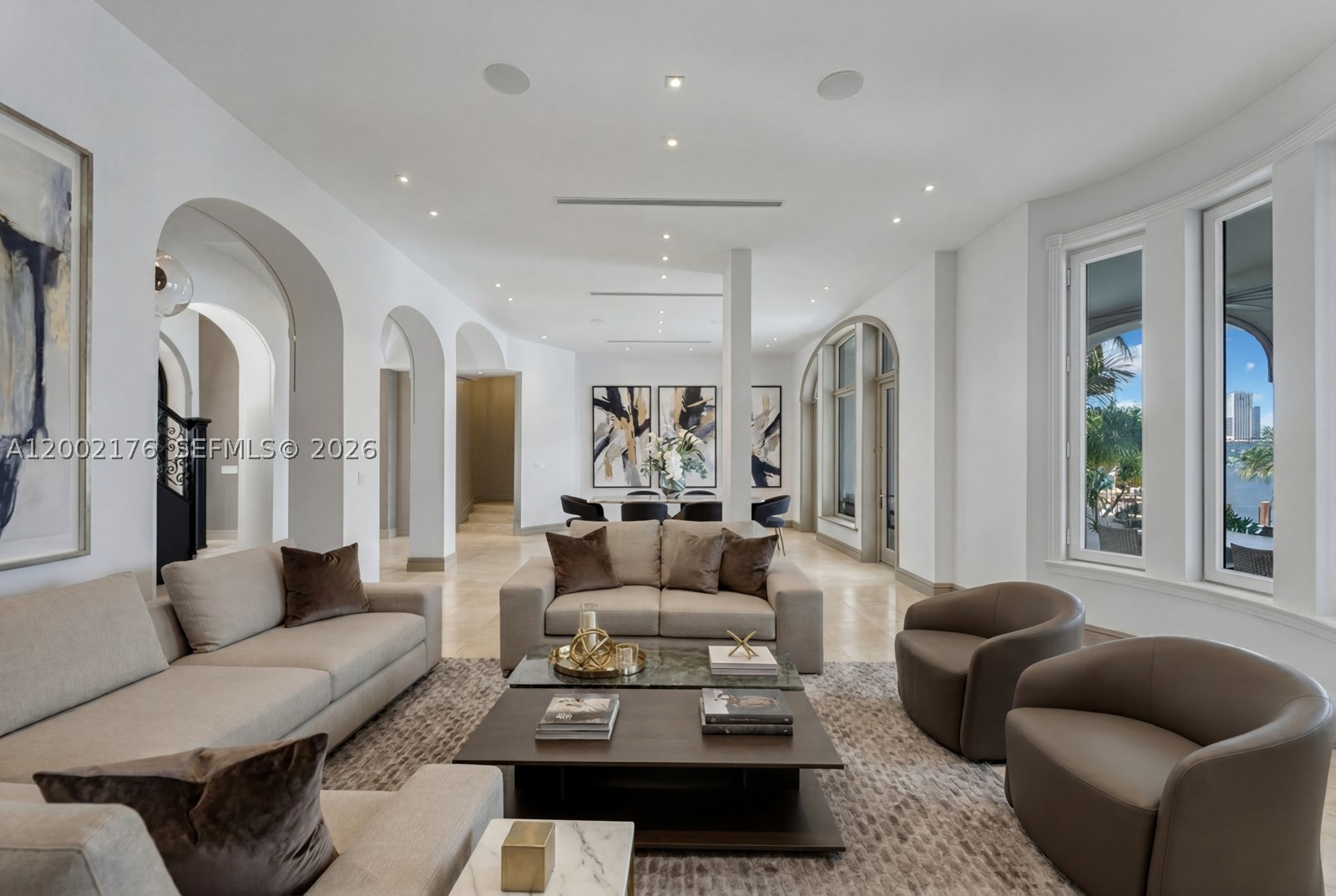 432 S Hibiscus Dr, Miami Beach FL 33139