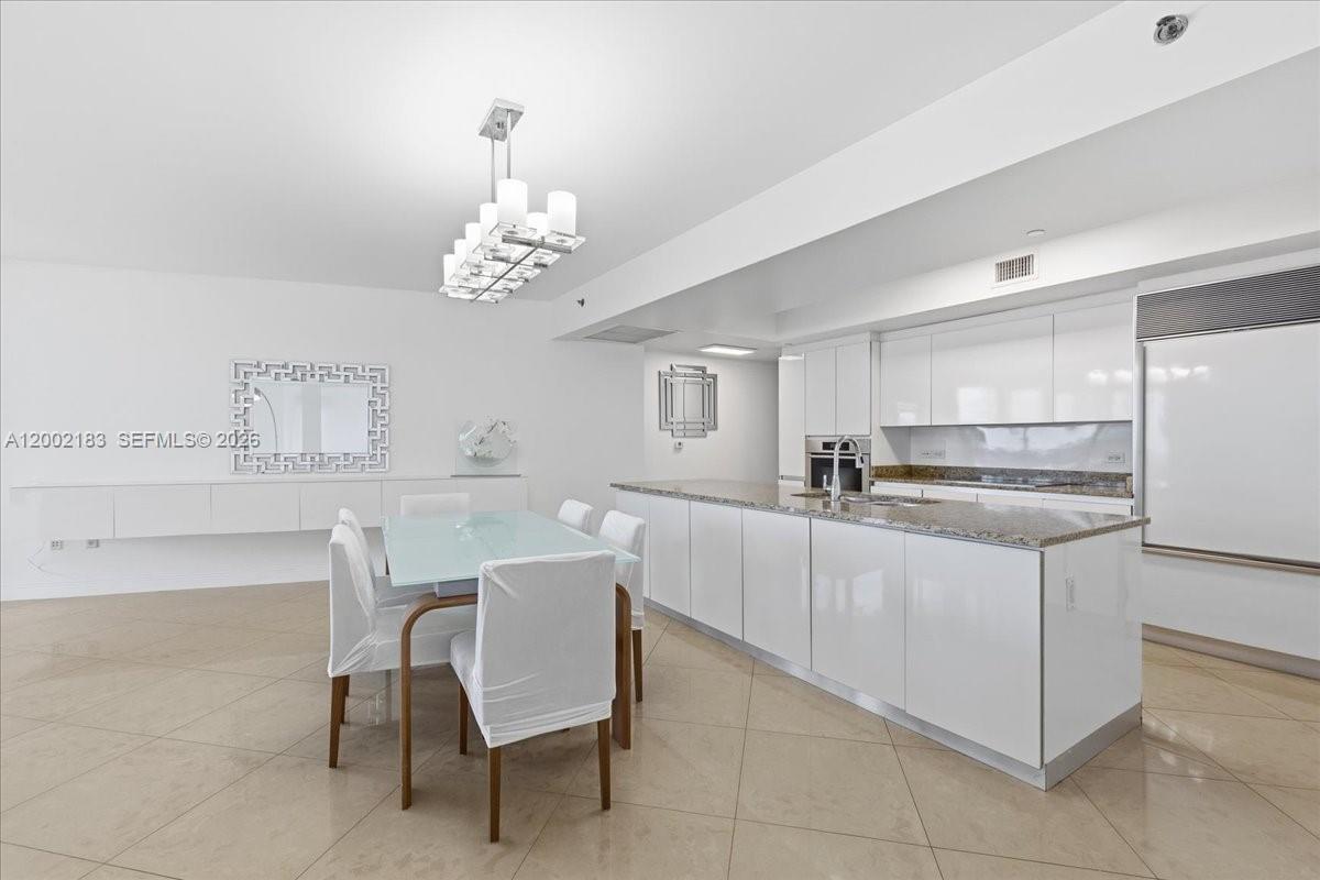 17201 Collins Ave #1107, Sunny Isles Beach FL 33160