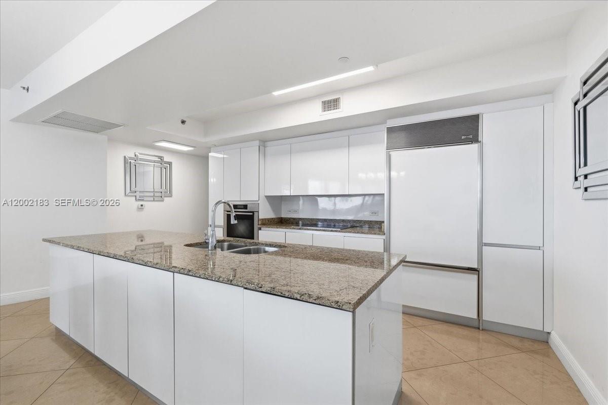 17201 Collins Ave #1107, Sunny Isles Beach FL 33160