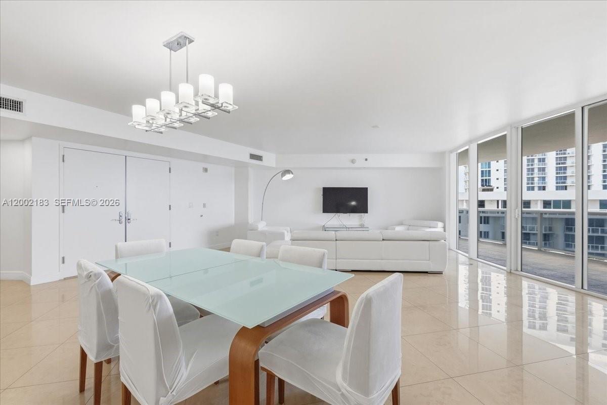 17201 Collins Ave #1107, Sunny Isles Beach FL 33160