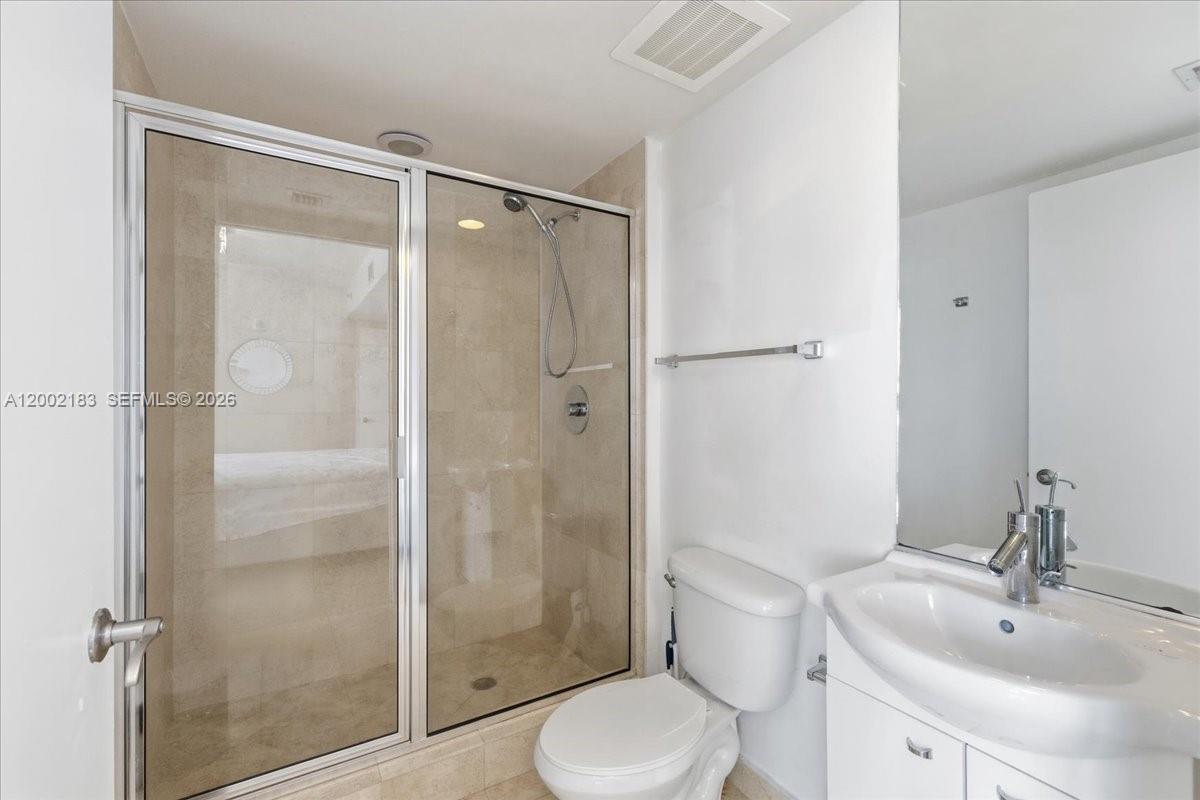17201 Collins Ave #1107, Sunny Isles Beach FL 33160