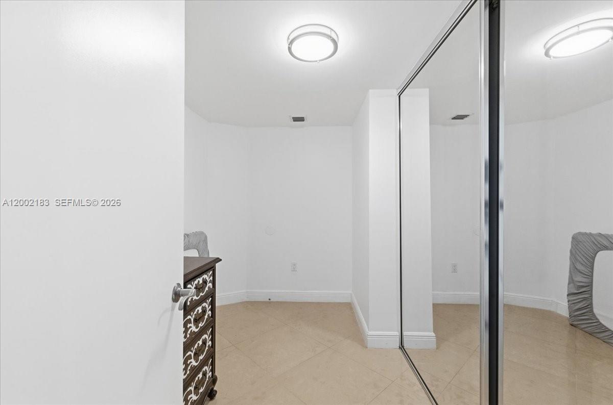 17201 Collins Ave #1107, Sunny Isles Beach FL 33160