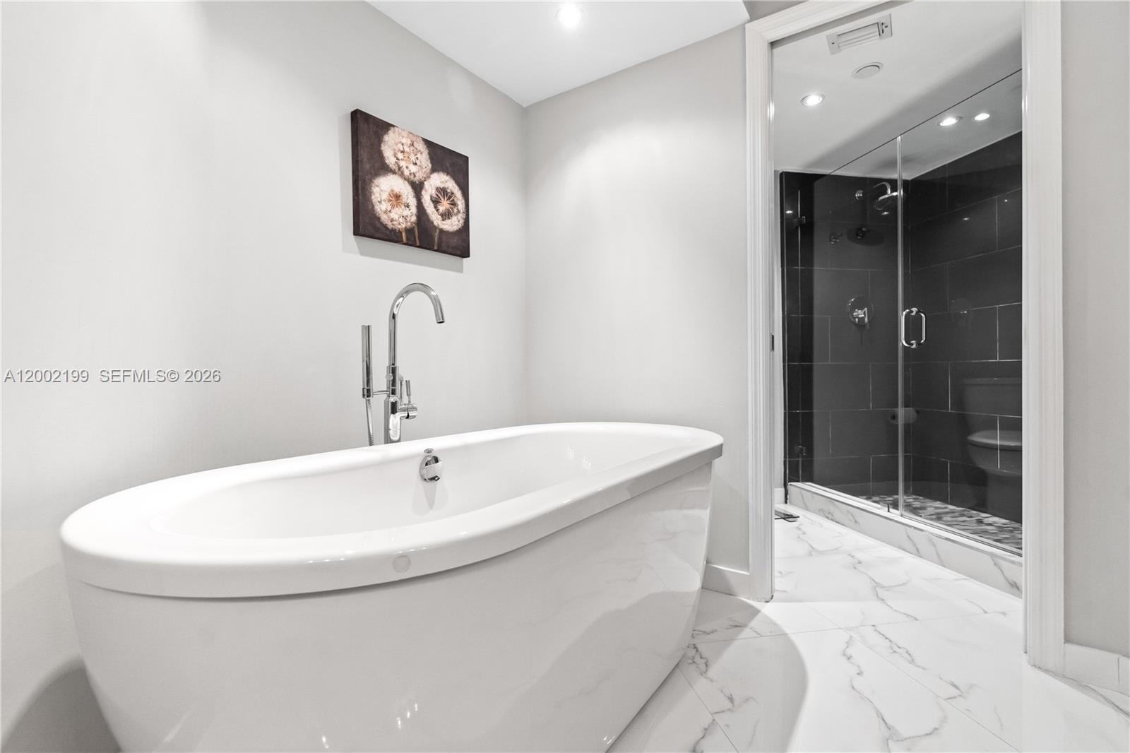 3500 Mystic Pointe Dr #1403, Aventura FL 33180