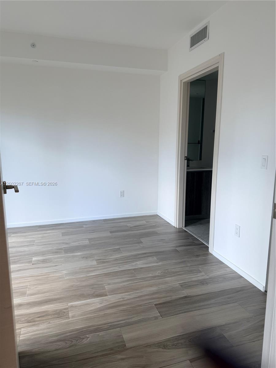 801 S Miami Ave #2002, Miami FL 33130