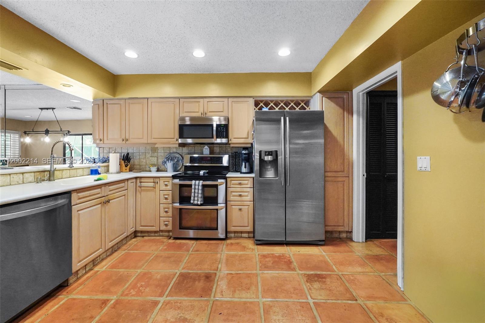 6975 Bianchini Circle, Boca Raton FL 33433