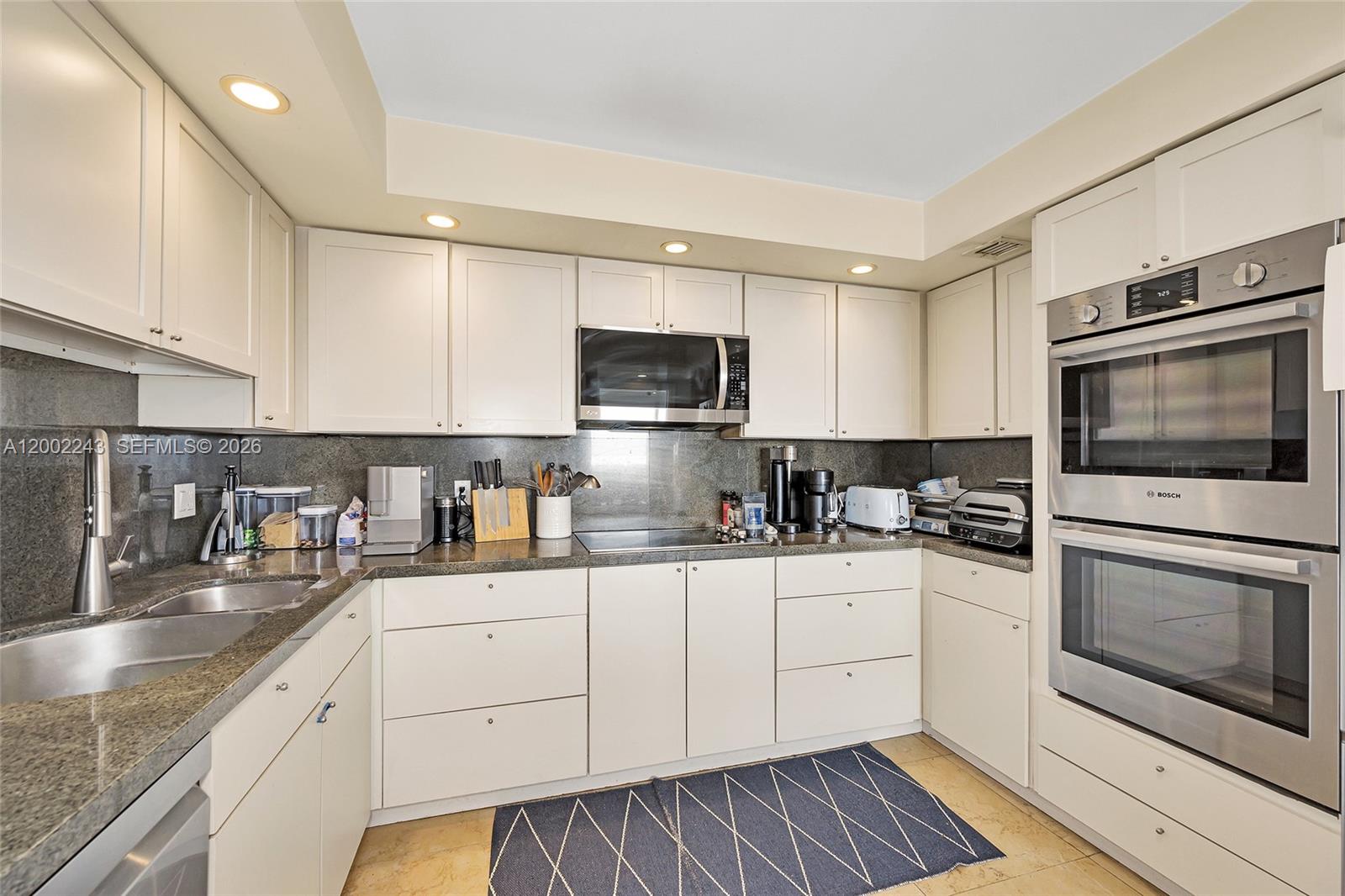155 OCEAN LANE DR #1101, Key Biscayne FL 33149