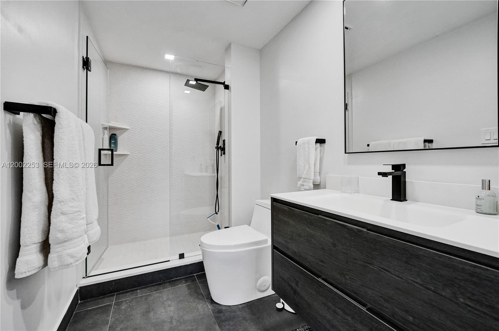 20281 E Country Club Dr #1503, Aventura FL 33180