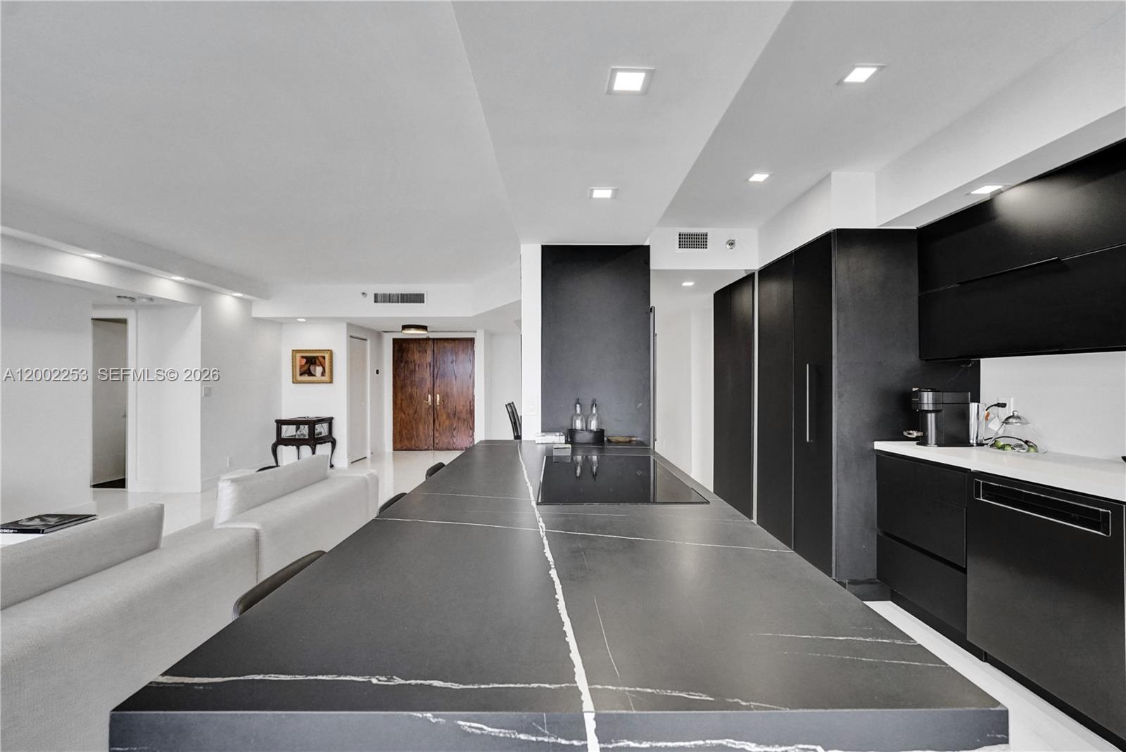 20281 E Country Club Dr #1503, Aventura FL 33180