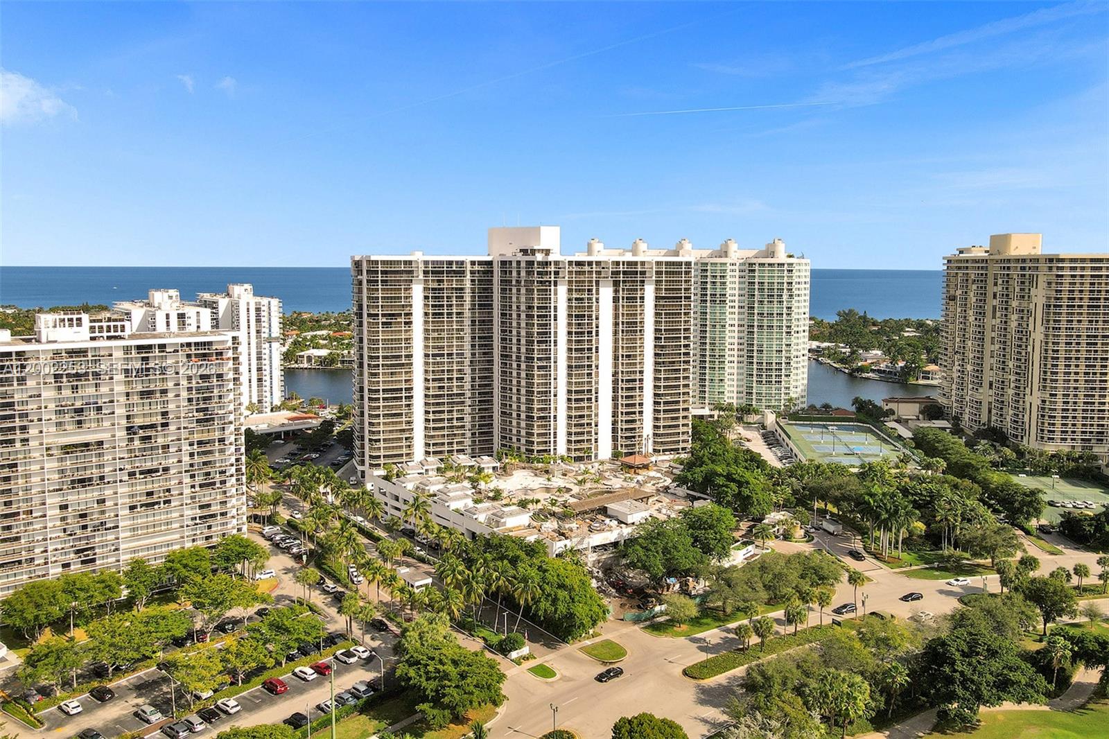 20281 E Country Club Dr #1503, Aventura FL 33180
