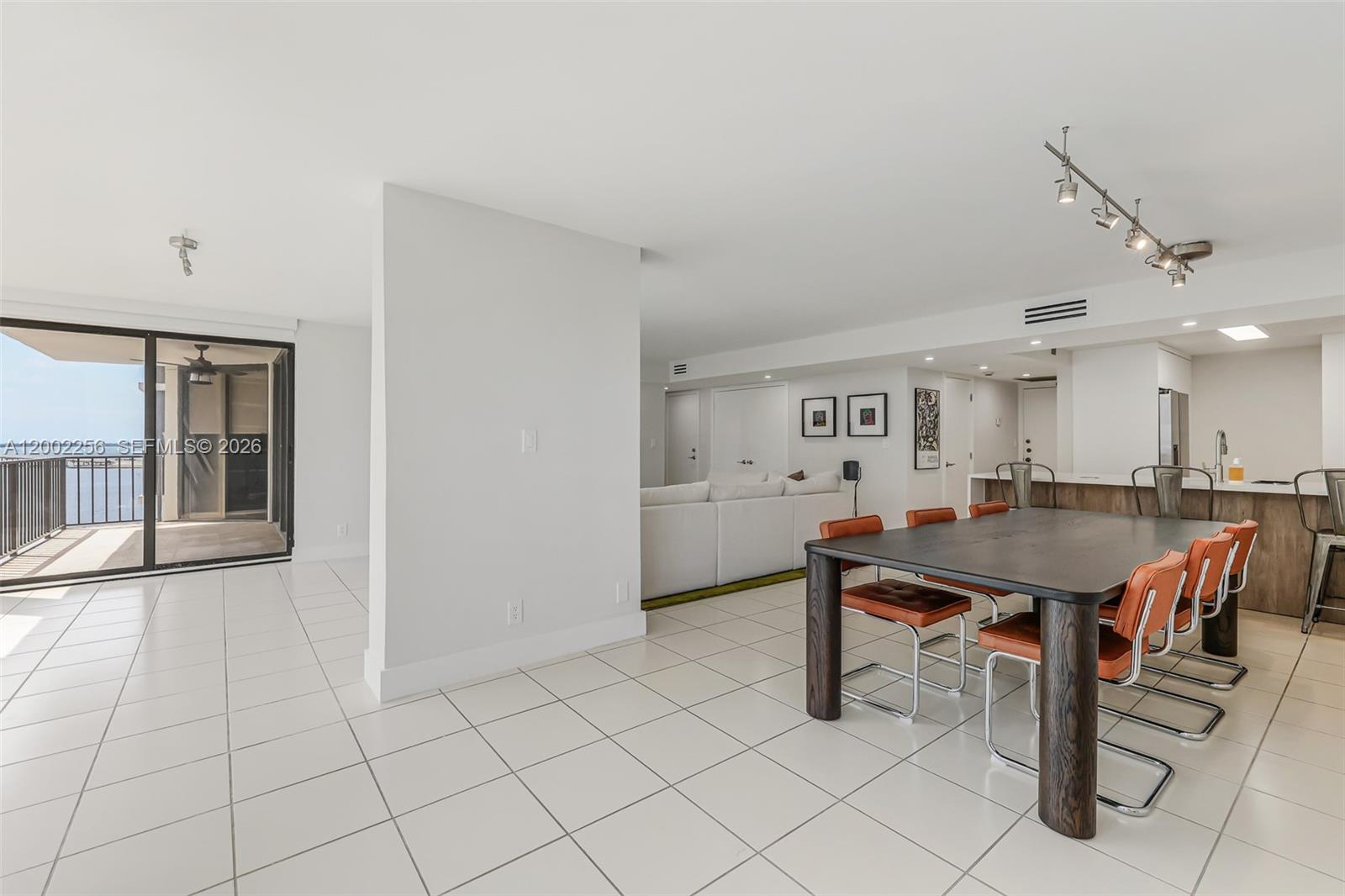 1915 Brickell Ave #C1404, Miami FL 33129