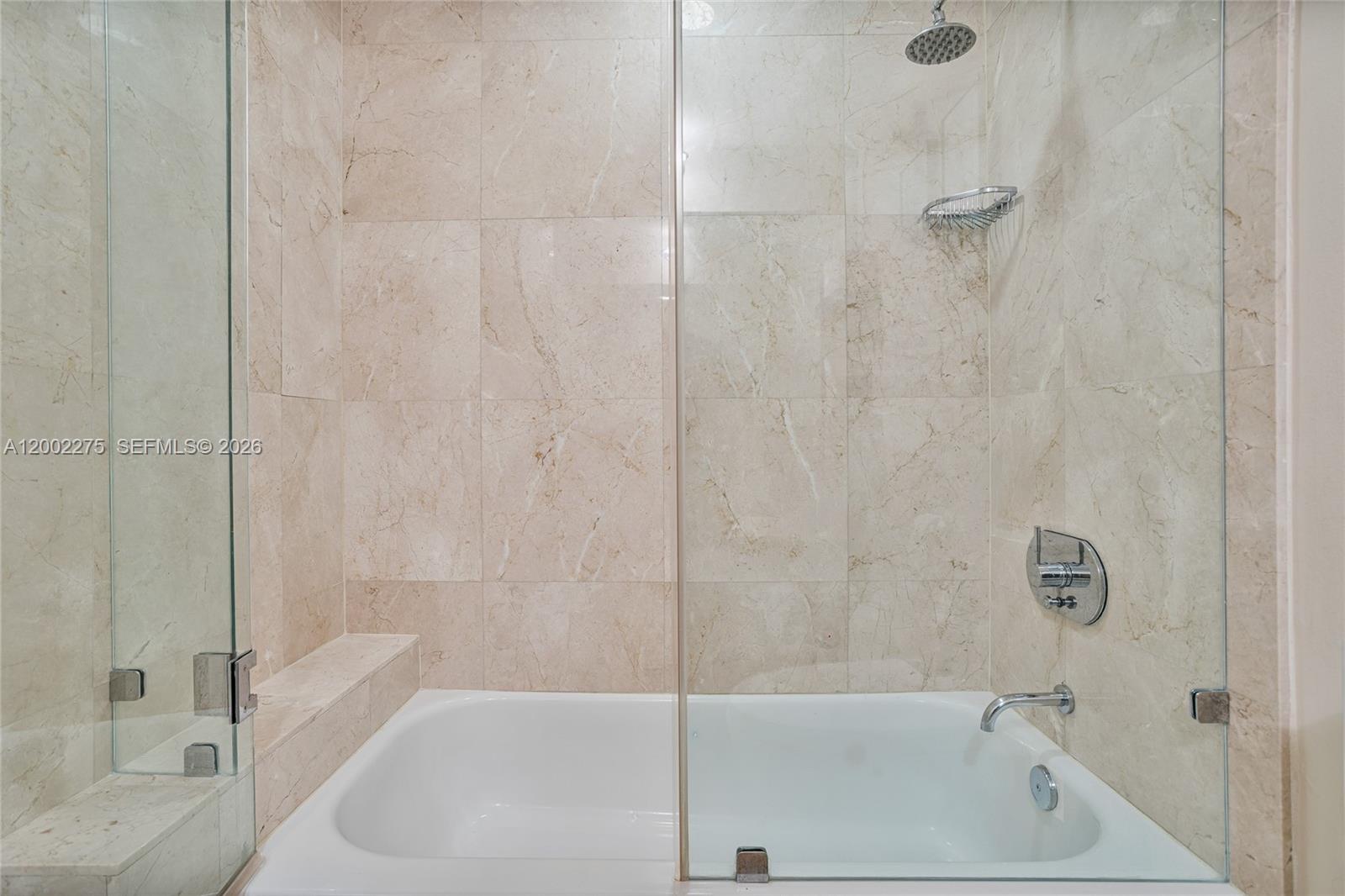 218 SE 14th St #2105, Miami FL 33131