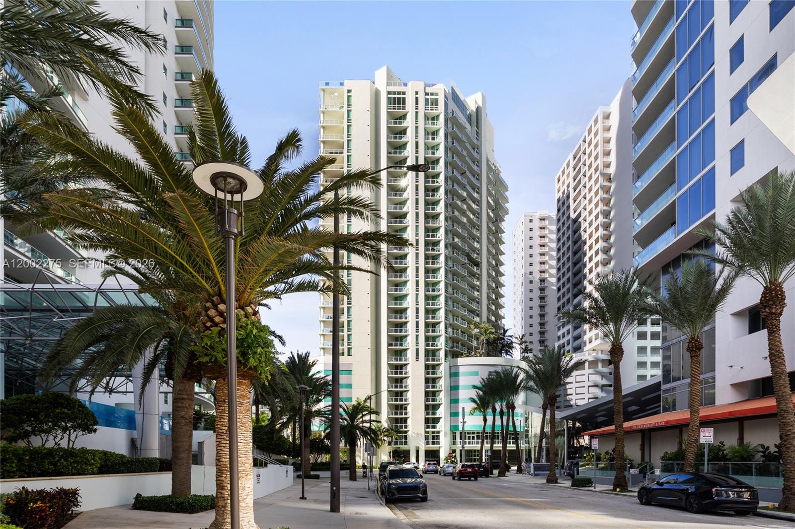 218 SE 14th St #2105, Miami FL 33131