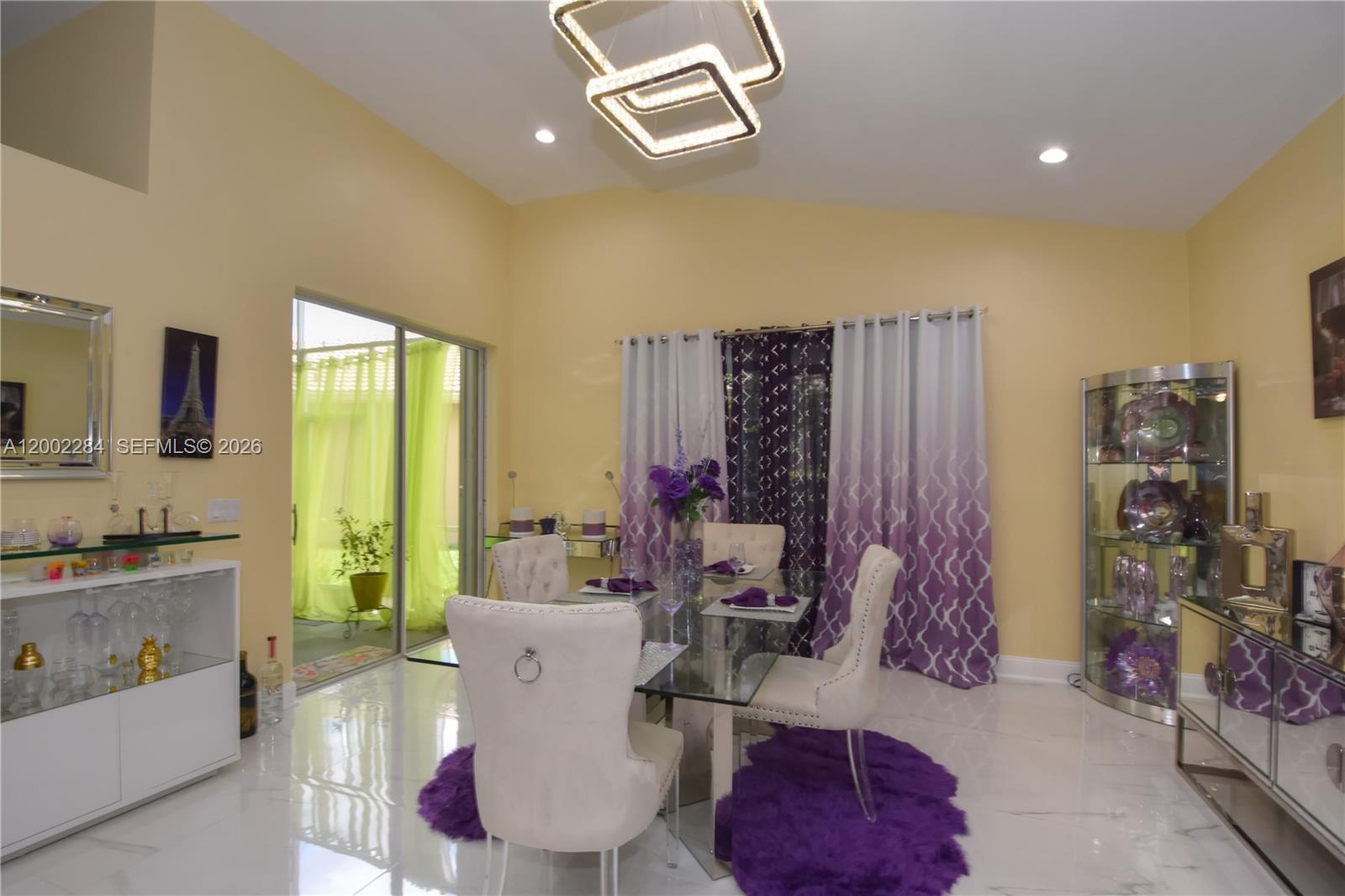 8733 NW 76th Dr, Tamarac FL 33321