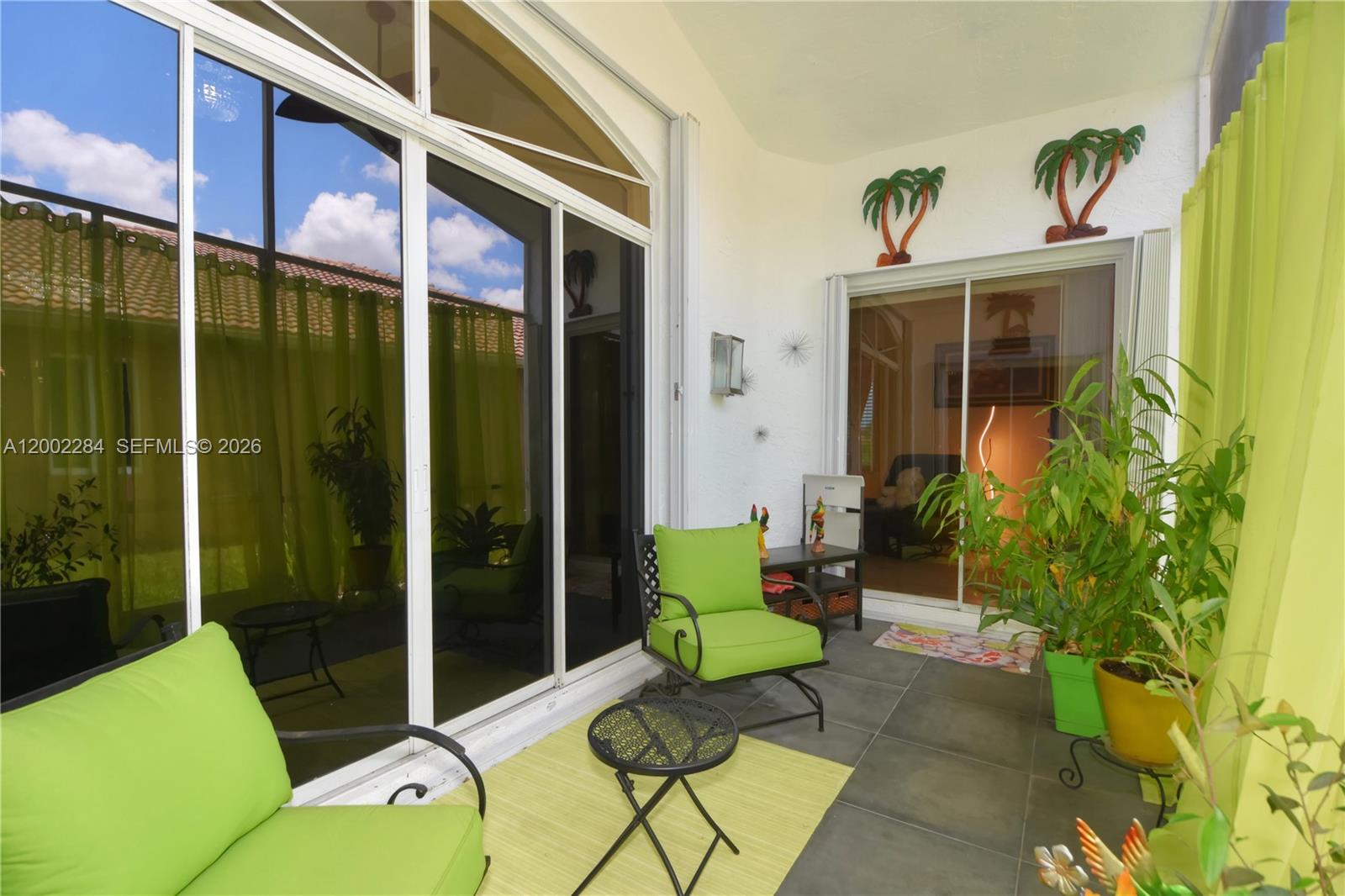 8733 NW 76th Dr, Tamarac FL 33321