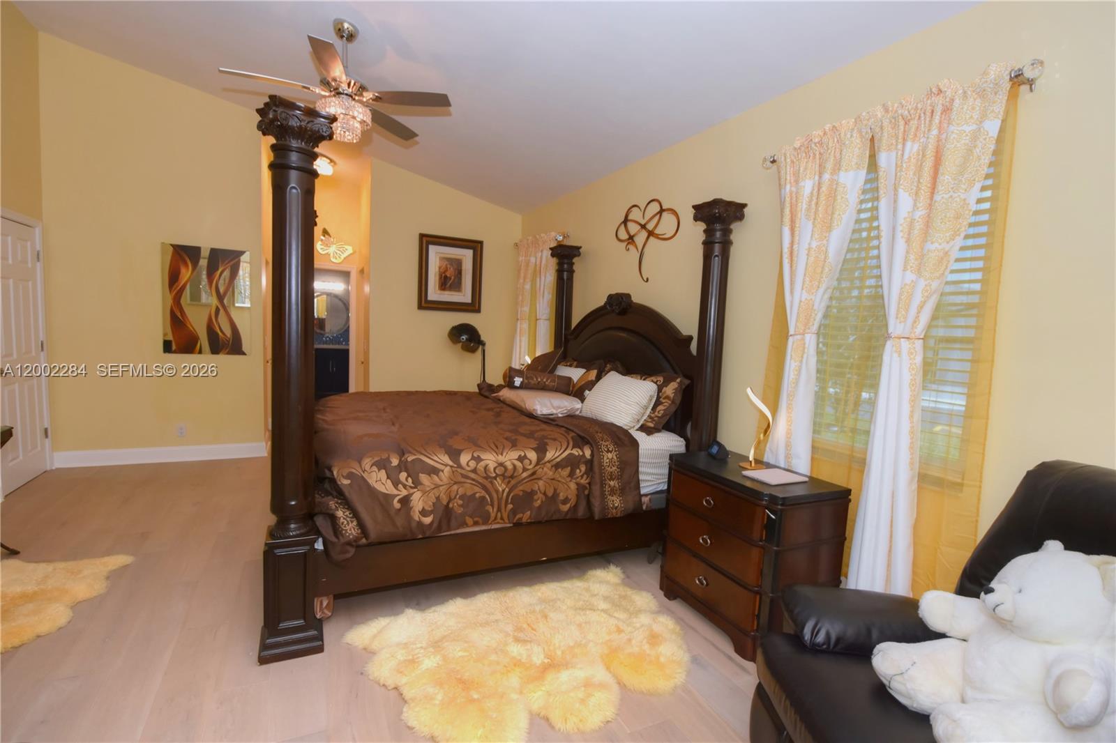 8733 NW 76th Dr, Tamarac FL 33321