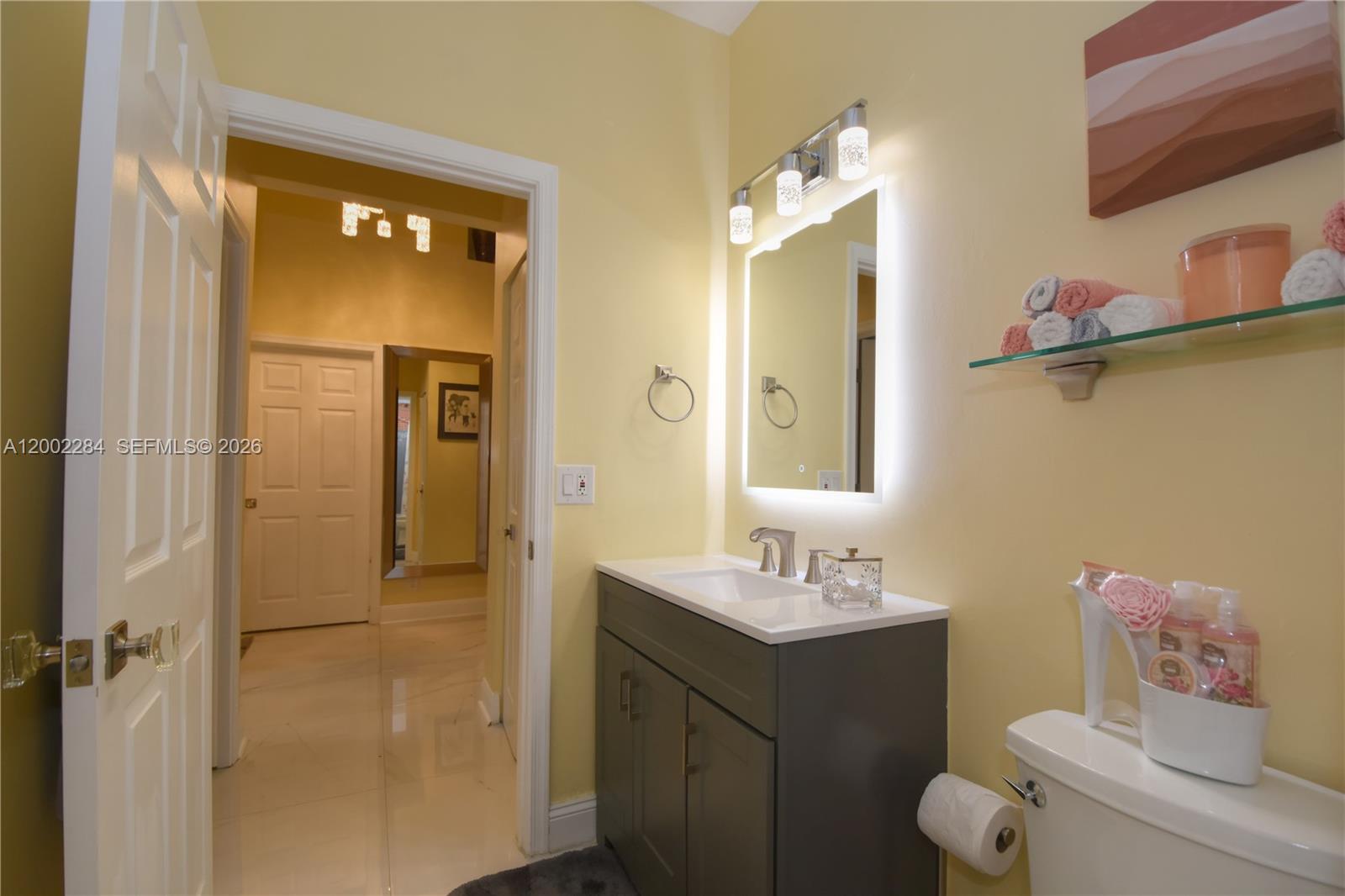 8733 NW 76th Dr, Tamarac FL 33321