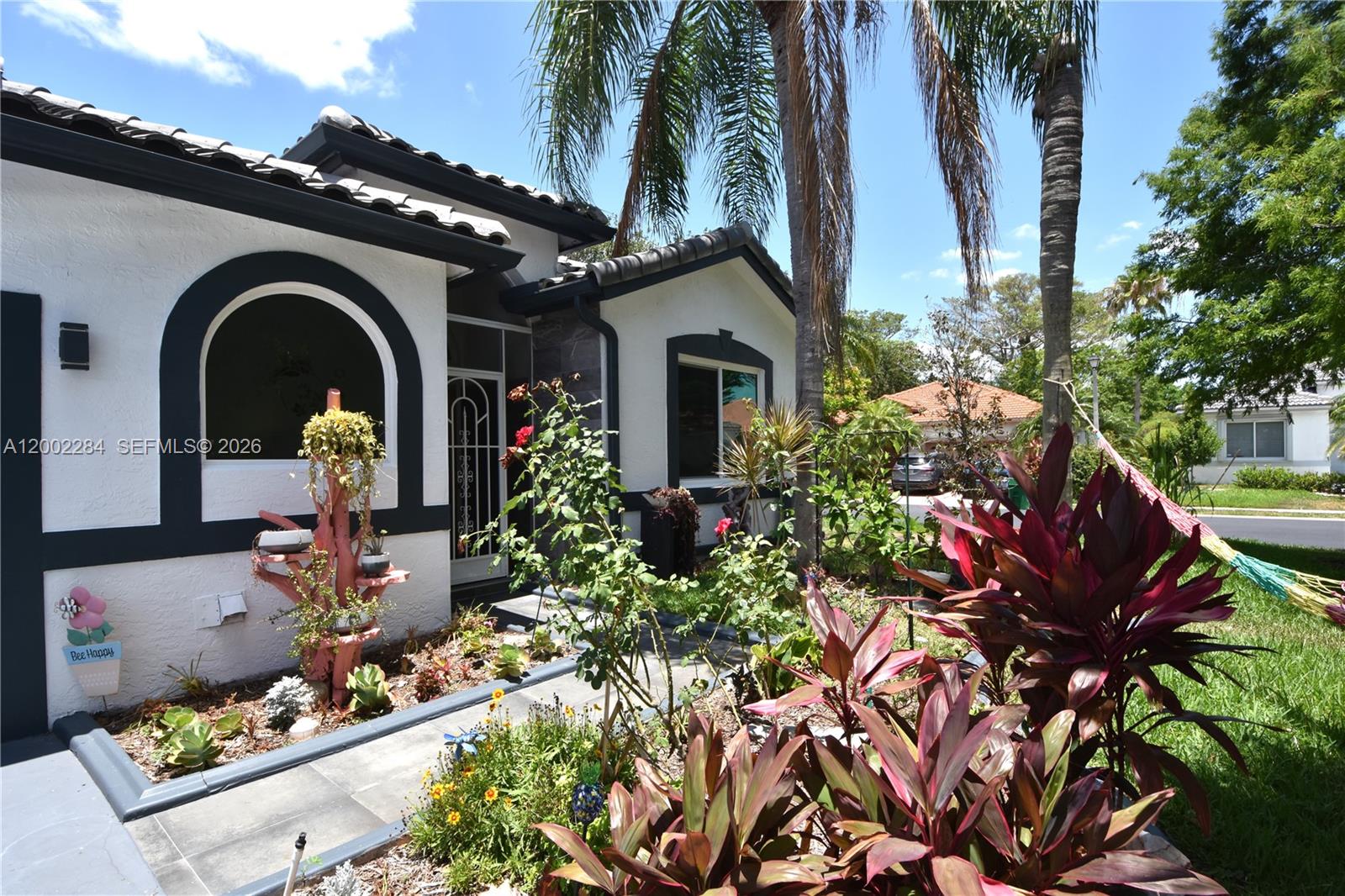 8733 NW 76th Dr, Tamarac FL 33321